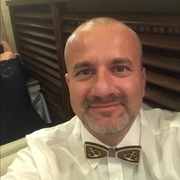 Meet your Posher, Tibor - Picture 1 of 1